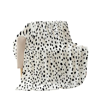 Manta de Felpa con Estampado de Leopardo, Rectangular, Antipilling, Suave y Acogedora para el Hogar, Sofá, Cama, Uso en las Cuatro Estaciones - Product Image 5
