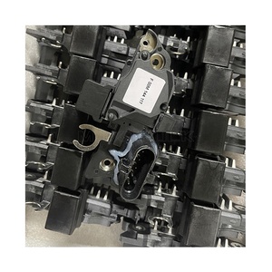 KARNO Buen <span class=keywords><strong>Precio</strong></span> Piezas de camiones Oem F00M144117 21579977 7421579977 Regulador <span class=keywords><strong>alternador</strong></span> para VL FM RVI - Product Image 6