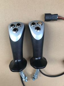 Ekskavatör Parçaları PC200-5 PC200-6 PC200-7 PC200-8 PC220 PC240 PC300 PC100 Hidrolik <span class=keywords><strong>Pilot</strong></span> Valf 702-16-0165 Joystick Kontrol Kolu - Product Image 3