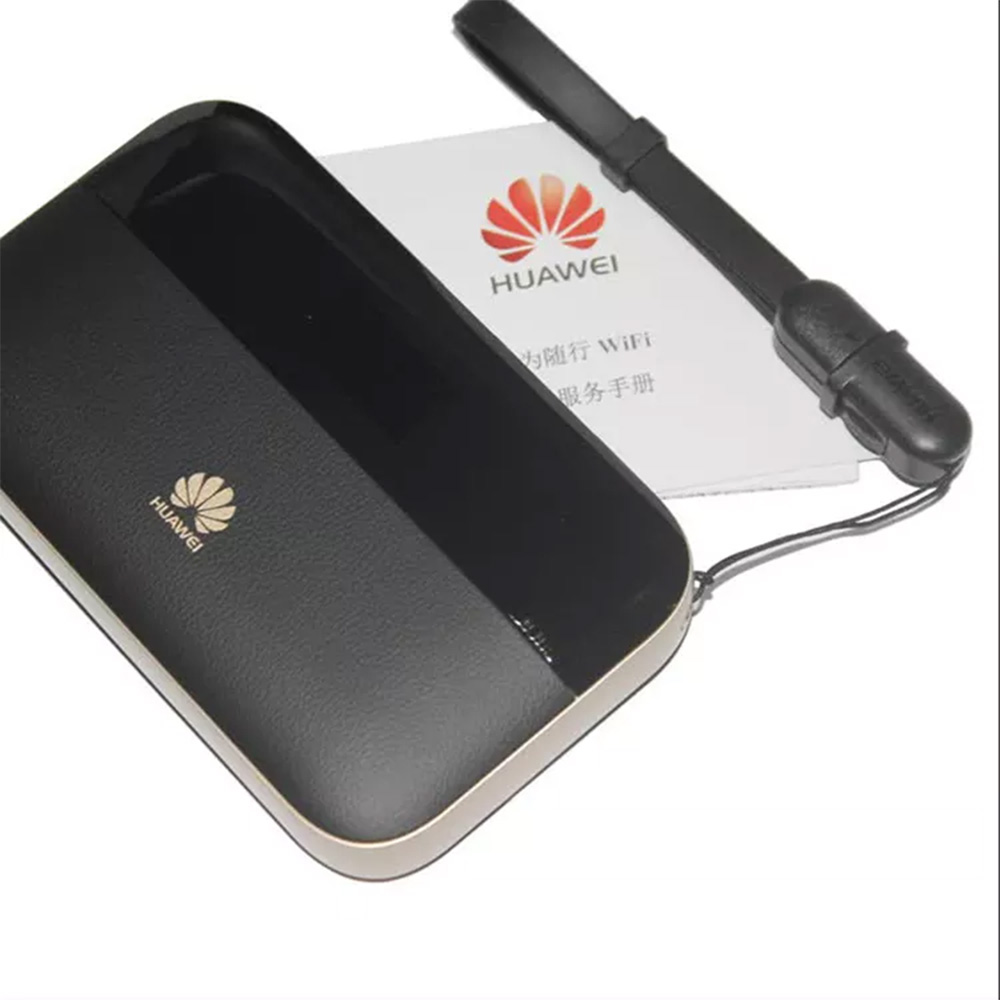 Huawei WiFi 2 Pro E5885 - 4G LTE Hotspot with 6400mAh Power Bank