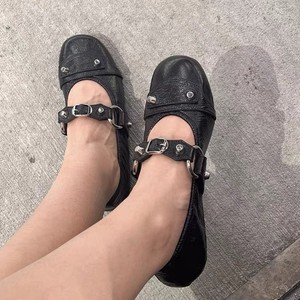 Zapatos Planos con Tachuelas Estilo Francés 2026, Zapatos Casuales Cómodos y Antideslizantes para Mujer - Product Image 4