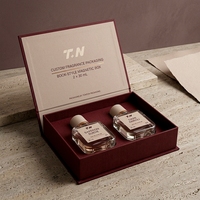 Boîte à parfum rigide de luxe personnalisée, style livre rouge magnétique, écologique, avec doublure en éponge pour cosmétiques et soins de la peau, double flacon