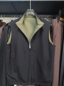 Solid Color <strong>Vest</strong> for <strong>Men</strong>, Outdoor <strong>Fashionable</strong> Warm Waistcoat <strong>Vest</strong> for Autumn and Winter - Product Image 1