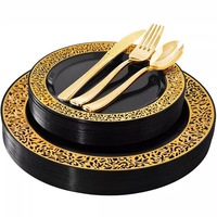Assiettes noires avec anneau doré, set d'assiettes jetables, verres à vin à bord doré, couteaux, serviettes