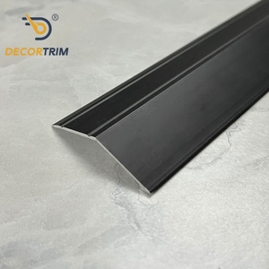 DECORTTRIM Profilé d'angle intérieur en aluminium en forme <span class=keywords><strong>de</strong></span> V, anodisé noir, hauteur 15 mm, pour bordure <span class=keywords><strong>de</strong></span> carrelage mural et <span class=keywords><strong>de</strong></span> sol - Product Image 2