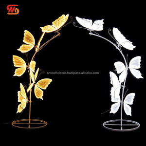 Telón de Fondo de Hierro Liso para Bodas con Luces de Mariposa LED y Diseño de Espejo, Tamaño y Color Personalizables para Decoración de Fiestas - Product Image 3