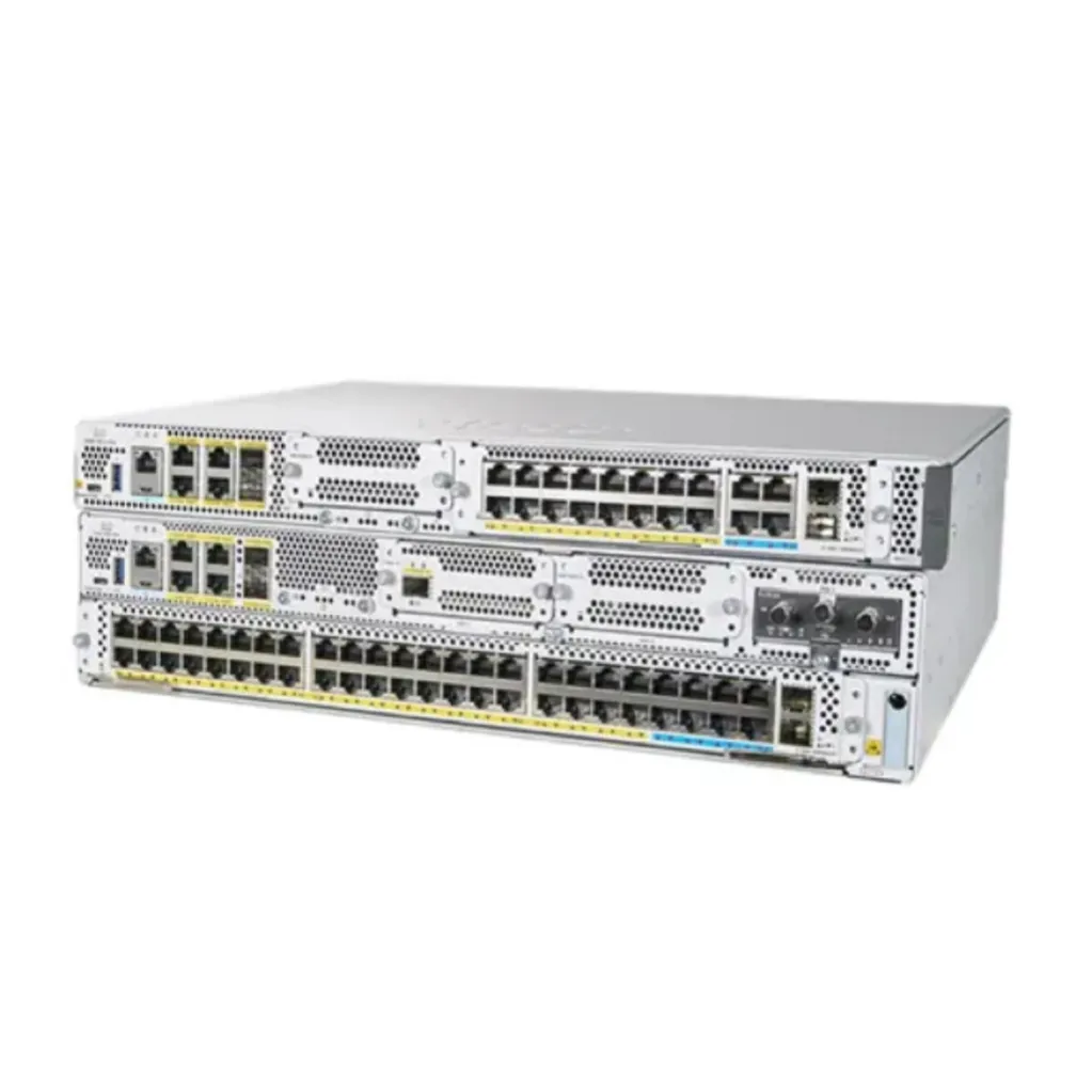Plataformas de borda série C8300-2N2S-4T2X C8300 2 slots SM e 2 NIM, e 2 portas Ethernet 10Gigabit e 4 Ethernet 1Gigabit