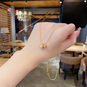 Petite Boule d'<span class=keywords><strong>Or</strong></span> Collier en Acier au Titane Femme Niche Design Sens de Lumière Chaîne de Clavicule de Luxe - Product Image 3