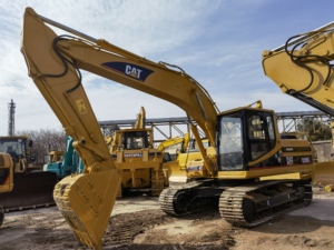 Excavadora de orugas usada Caterpillar de 6 toneladas (modelos 305.5e, 302.5e, 306D, 306e2, 306e, 308d, 320BL) y excavadora de orugas usada de 20 toneladas en Shanghái - Product Image 5