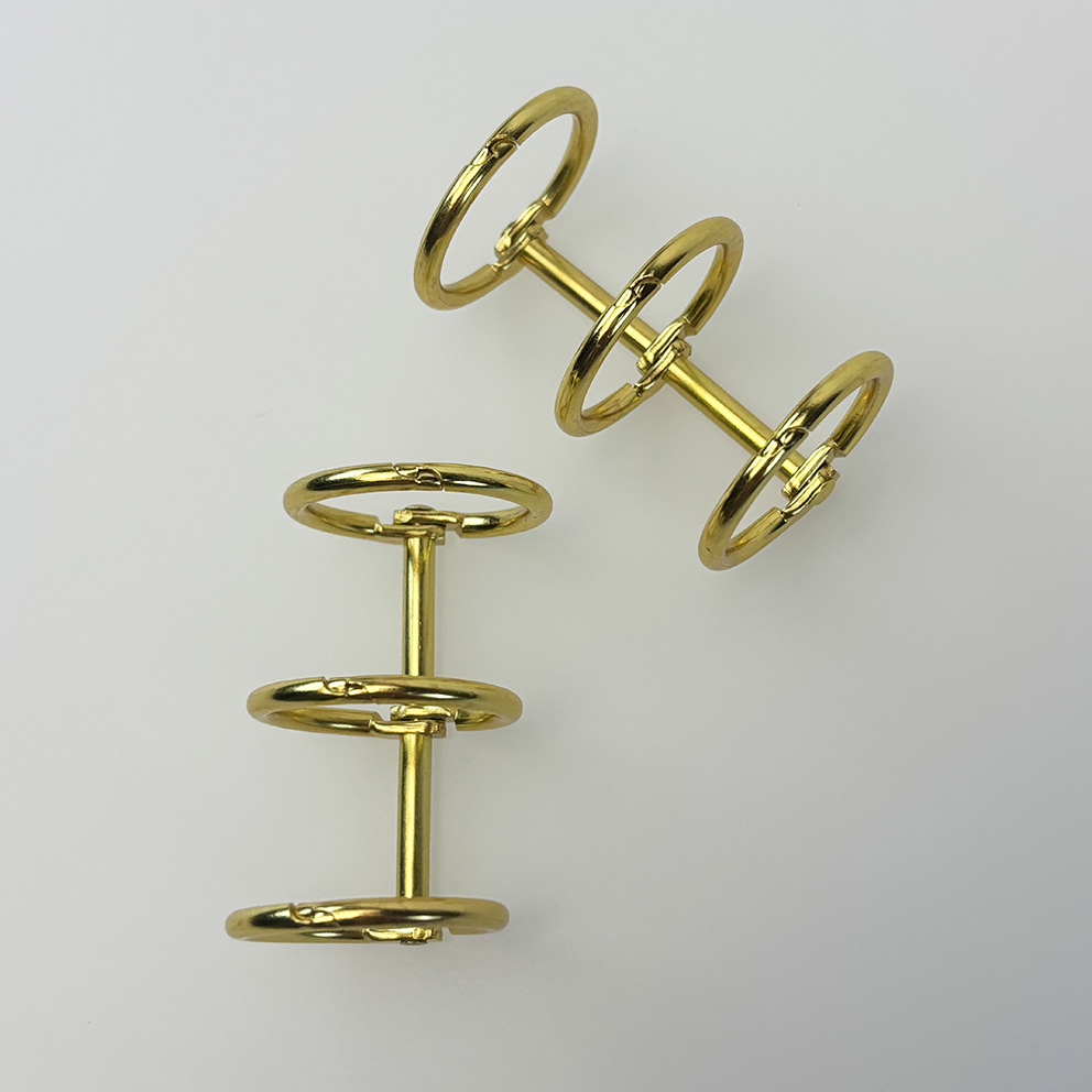 Anello in oro giallo