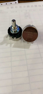 Potenziometro Rotativo a Film di Carbonio RV24YN20S B103 10K Resistore Variabile - Product Image 6