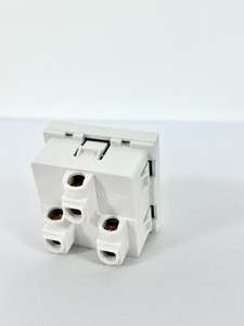 Original Hersteller Britische 3-Polige Wandsteckdose - 45*45mm 13A 250V Unterputz-Steckdose - Product Image 4