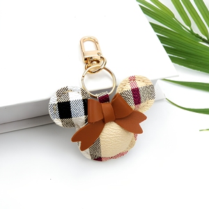 Llavero de tela tartán con borla, colgante para bolso, clásico y adorable, venta al por mayor, personalizado OEM ODM - Product Image 6