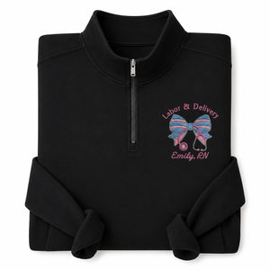 Sweat-shirt brodé pour infirmière d'accouchement, tissé, anti-rétrécissement, à col montant et fermeture éclair quart, avec nœud décoratif - Product Image 1