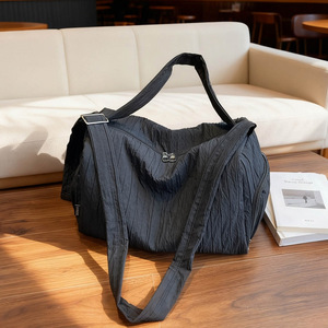 Multi-layer Zipper Custom Logo Polyester Fashionable Sports Fitness Bag Soft Handle for Outdoor Use <b>Light</b> Weight Travel Bag - Product Image 2