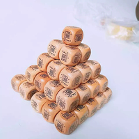 Dés de bois
