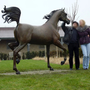 Escultura <span class=keywords><strong>de</strong></span> Caballo Árabe <span class=keywords><strong>de</strong></span> Bronce a Tamaño Real con Técnica <span class=keywords><strong>de</strong></span> Fundición, Colores Personalizados para Decoración <span class=keywords><strong>de</strong></span> Jardín Exterior - Product Image 5