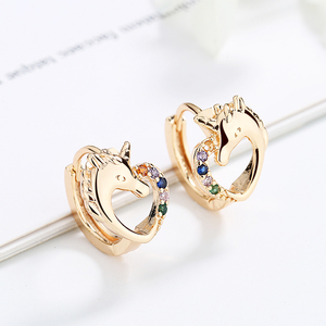 Gioielli di moda ear top bulk little unicorn animals collection zirconi cubici huggie orecchini accessori donna placcati oro 18 carati - Product Image 5