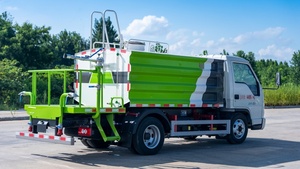 Autocisterna Futian da 3m³ con Piattaforma Operativa per Irrigazione ad Alta Quota - Product Image 2