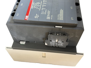 AF750N7-30-11-70 AF750N7301170 Contacteur 750A 3P 7 120V Bobine pour PLC - Product Image 4