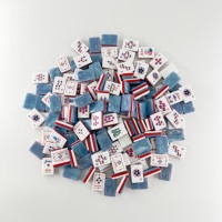 Mahjong Americano de Lujo Moderno, Fichas Acrílicas Rojas y Azules con Tapete de Juego con Diseño Floral Azul, Portátil, 166 Piezas