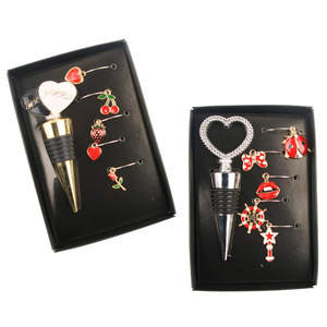 Double Heart Silicone <b>Wine</b> <b>Stopper</b> Kit With Decorative Charms Valentine's Day Gift Box Medium Size Indoor Use - Product Image 3