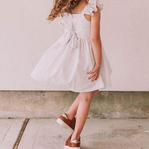 Nouvelle robe de princesse pour bébé fille, design mignon et élégant, avec volants et dentelle, pour mariage, fête ou soirée. - Product Image 2