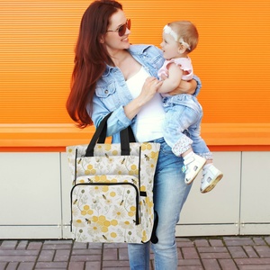 Sac à dos de maternité imperméable de luxe pour le soin du bébé et le change de couches - Product Image 6