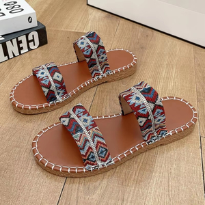 Nouvelles sandales plates bohèmes d'été 2026 pour femmes, grandes tailles 43, chaussures de plage antidérapantes avec éléments de mode tendance - Product Image 6