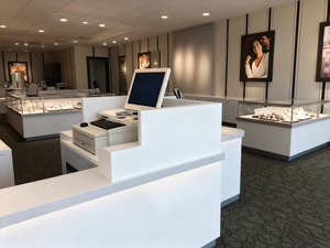Diseño de Interior de Joyería LUX Gold, Mostrador Personalizado para Tienda de Joyas, Vitrina de Vidrio de Visión Completa para Centro Comercial - Product Image 5