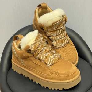 Botas de Nieve Clásicas Unisex para Otoño/Invierno, Botines con Forro de Piel de Oveja de Primera Calidad, Comodidad y Suavidad Superiores, Calzado para Exteriores - Product Image 5