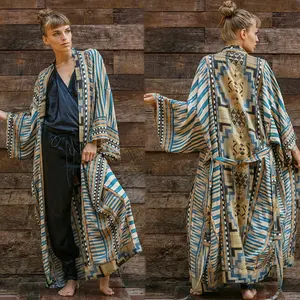Kimono Maxi Panjang Pola Geometris Hijau 6 Warna dengan Sabuk Kimono Poliester