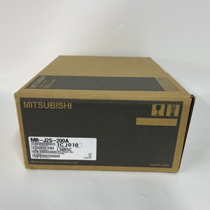 Servoamplificador de CA Mitsubishi MR-J2S-200A - Product Image 1