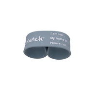Bracelet LED règle en PVC réfléchissant personnalisé phosphorescent Bracelets de sport en silice pour promotions faites avec du papier métallique