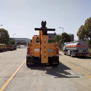 Suministro Directo de Fábrica: Camión Grúa Integrado Howo TX 6x4 de 20 Toneladas, Camión de Rescate para Averiados en Carretera, Capacidad de Remolque 1 a 1 - Product Image 4