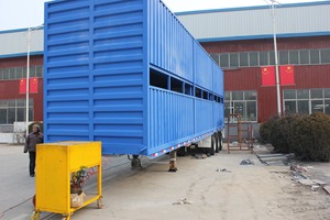 Semi-remorque de transport de bétail, moutons et bovins à ridelles en acier, <span class=keywords><strong>3</strong></span>/4/5 <span class=keywords><strong>essieux</strong></span>, 12R22.5, 50000 kg - Product Image 3