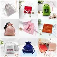 Pochette à bijoux portable en velours matelassé avec fermeture éclair, mini-organisateur de voyage pour bagues, bracelets et colliers, personnalisable avec logo