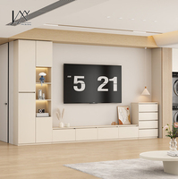 Meuble mural TV symétrique en bois crème, console multimédia flottante intégrée avec éclairage LED encastré