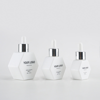 Flacon en verre opale hexagonal spécial de 60 ml, 30 ml, 15 ml avec col en aluminium et compte-gouttes pour sérum facial et huile essentielle, personnalisable avec logo