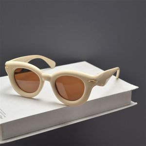 แว่นกันแดดทรงกลมดีไซน์เรโทรสุดฮิต Y2K สไตล์พังก์สุดหรู สำหรับทุกเพศ สีขาวแดง อุปกรณ์เสริมชายหาด ป้องกันรังสียูวี 400 - Product Image 3