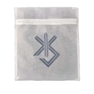 35x40cm weißer Wäsche sack aus Mesh mit Reiß verschluss und schwarzem und grauem Logo-Wäsche wasch beutel