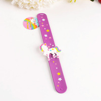 Bracelet en silicone souple écologique avec logo personnalisé, nom, animal de dessin animé 3D, licorne, bracelet numérique imprimé pour enfant