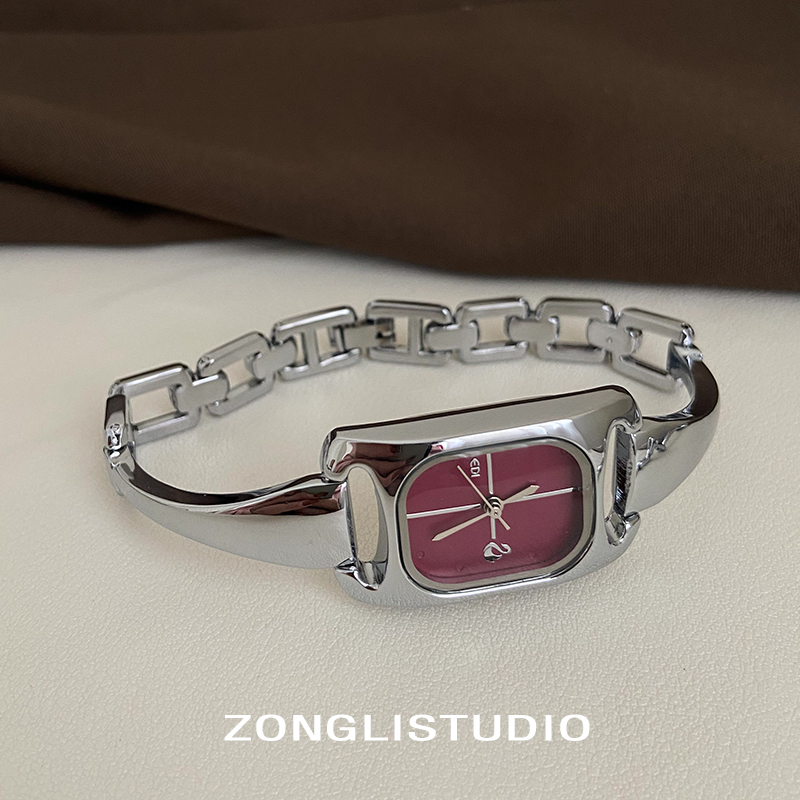 Silver red
