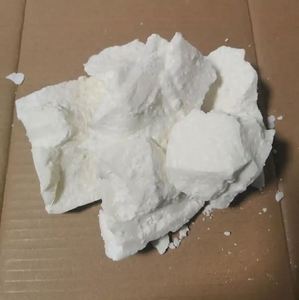 Copos de cera de soja hechos a mano para hacer velas para bodas y regalos Velas de Pilar directamente del fabricante - Product Image 1