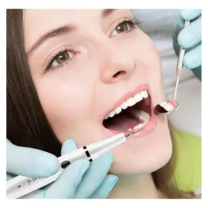 Nuovo Design all'ingrosso dispositivo di rimozione della placca dentale Scaler portatile impermeabile elettrico per la cura orale della casa