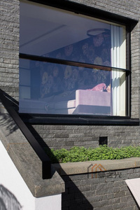 Fenêtre coulissante verticale à moteur électrique au design moderne Smart automatique pour balcon villa cadre en alliage d'aluminium écran pliant - Product Image 2