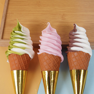 Modelo de cono de helado simulado con forma de antorcha, camión de bebidas frías para mercado nocturno, decoración de postres y helados, accesorio fotográfico realista - Product Image 2