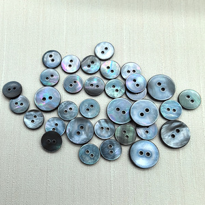 Natural Pearl Shell <strong>Button</strong> Round <strong>Tortoiseshell</strong> 4-Holes <strong>Button</strong> with Smooth Delicate Finish Available in 20mm and 17mm Sizes - Product Image 5