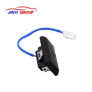 Interrupteur de déverrouillage du couvercle du coffre adapté pour Kia Optima 2011-2016 812602G000 81260-2G000 - Product Image 1