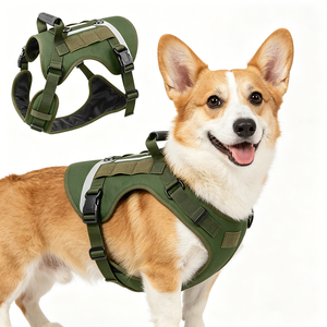 Harnais tactique pour chien, harnais en nylon robuste, harnais réfléchissant réglable anti-traction avec poignée pour la promenade et l'entraînement - Product Image 1